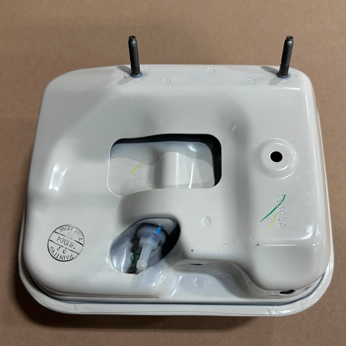 Genuine Honda GX120 Engine Fuel Gas Tank & Chrome Cap 17510-24H-000ZA Brand New