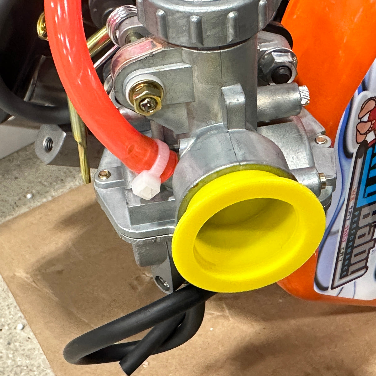 Briggs & Stratton Lo206 / Animal Carburetor Float Bowl Gasket Seal 555592