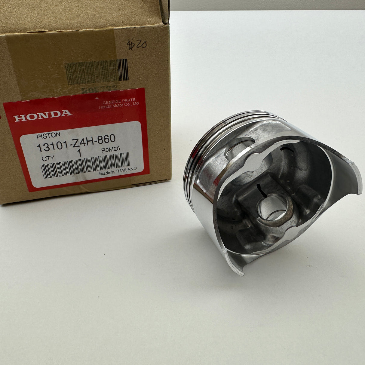 Genuine Honda  GX120 UT3 (only) OEM Standard Piston 113101-z4h-860