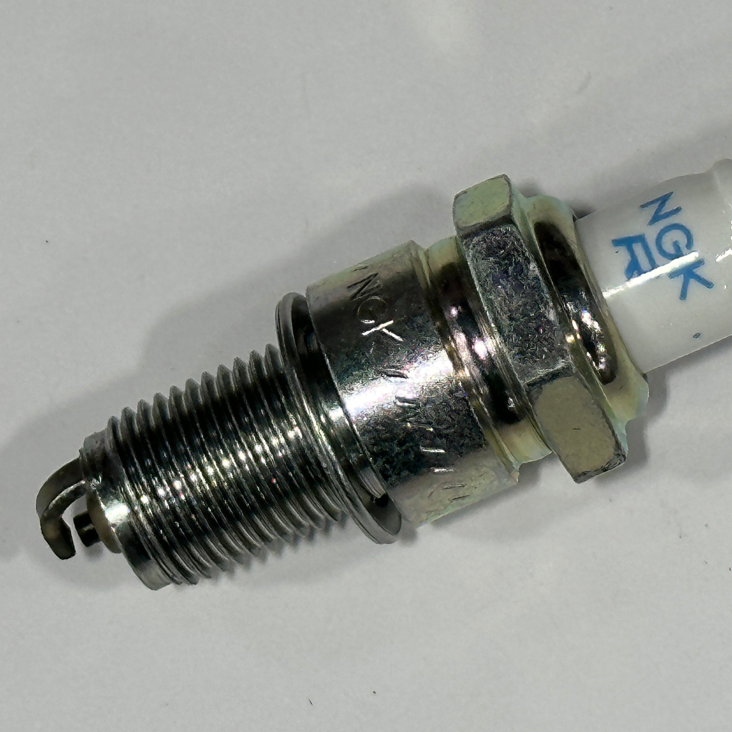 Genuine Honda Spark Plug NGK BPR6ES Honda GX120 GX160 GX200 GX240