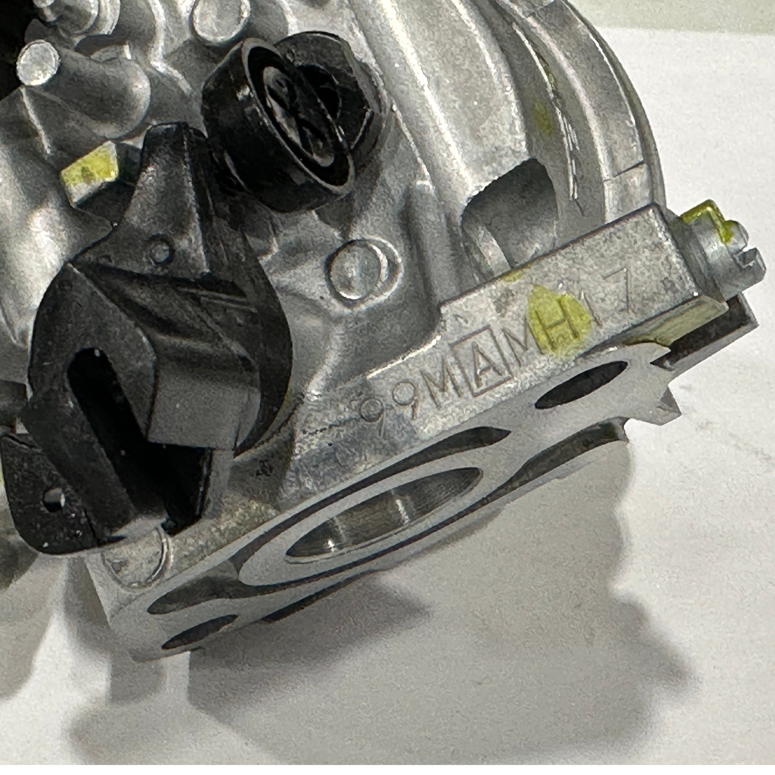 Genuine Honda GX160 Carburetor Assembly New 16100-z4m-922